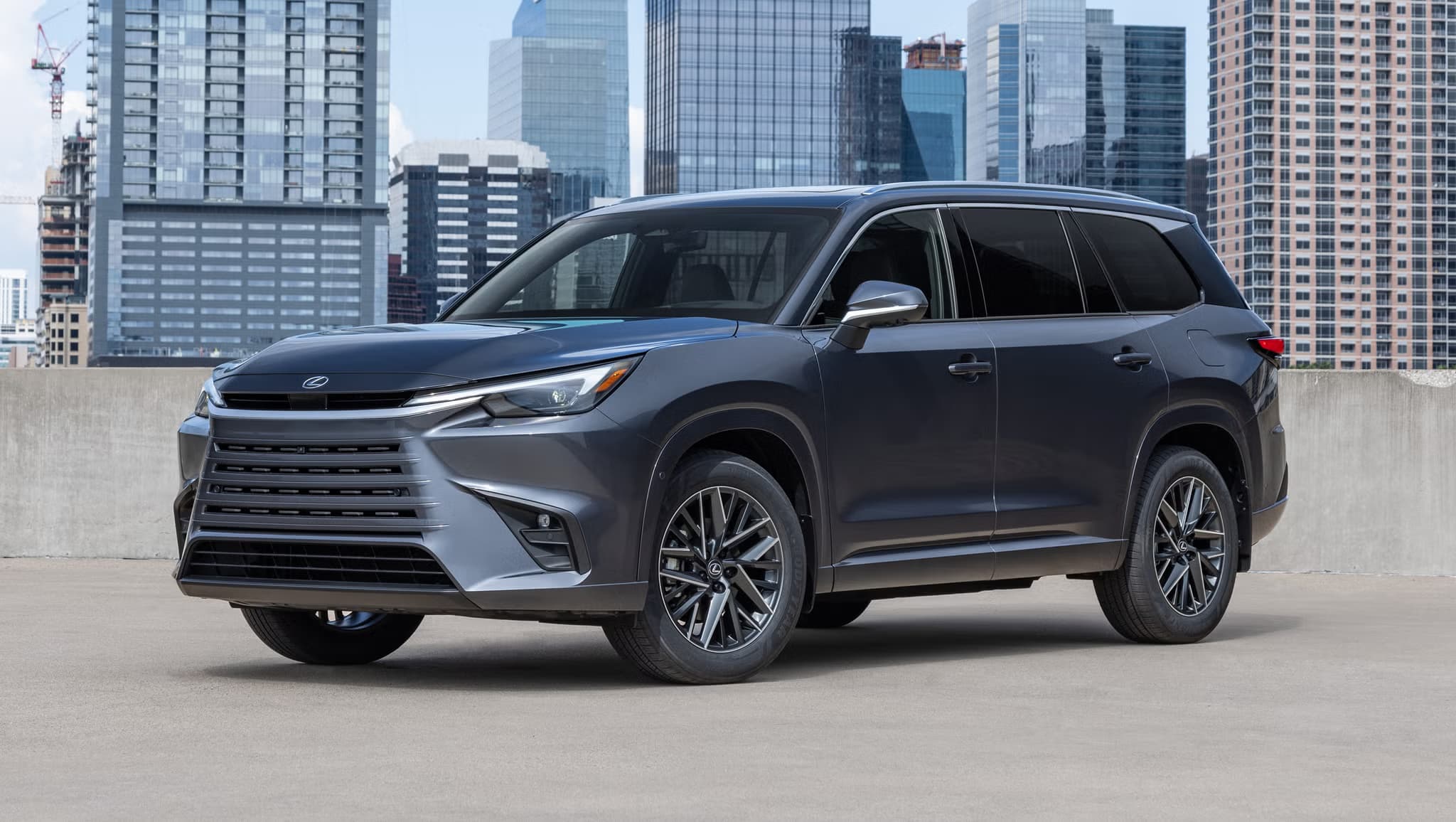 Lexus TX